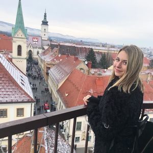 Meet your Posher, Sarah